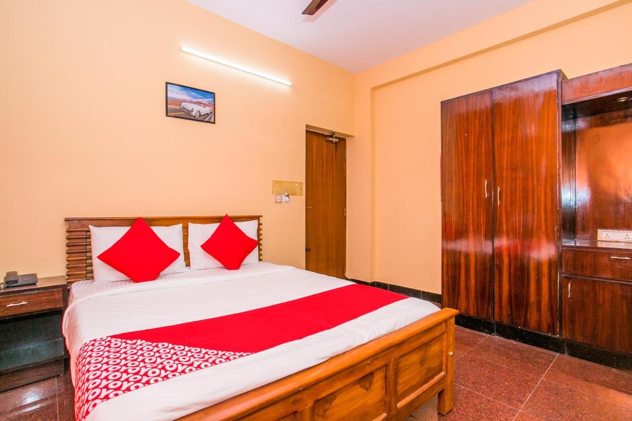 Priyanka Residency Hotell Bangalore Exteriör bild
