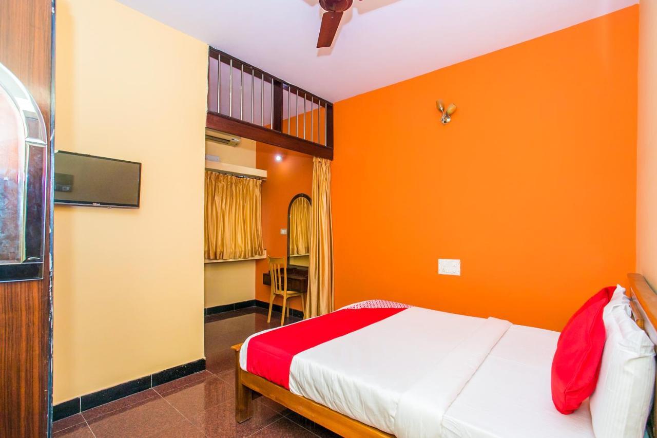 Priyanka Residency Hotell Bangalore Exteriör bild