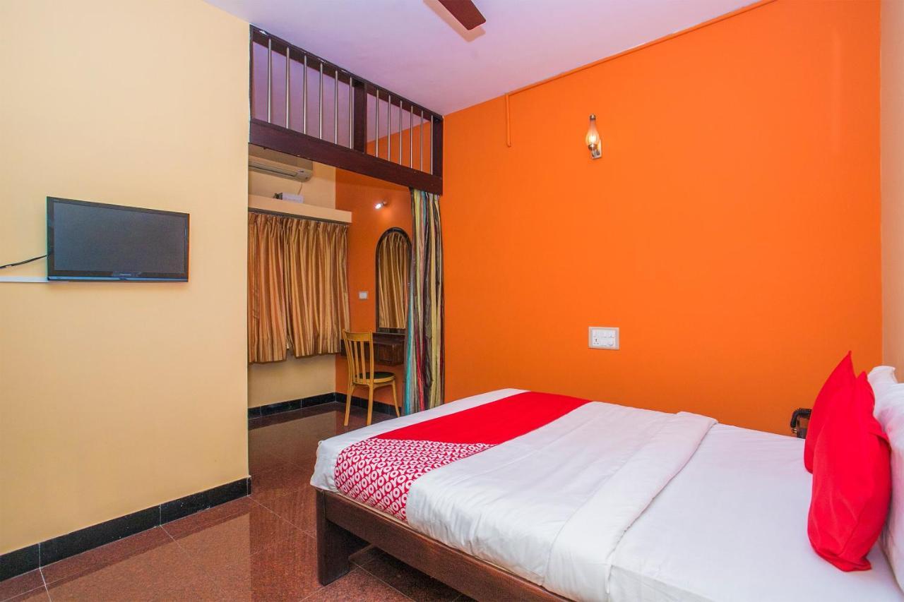Priyanka Residency Hotell Bangalore Exteriör bild